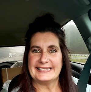 Meet your Posher, Katrina